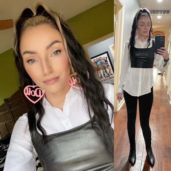 Meet Your Posher - Picture 6 of 16